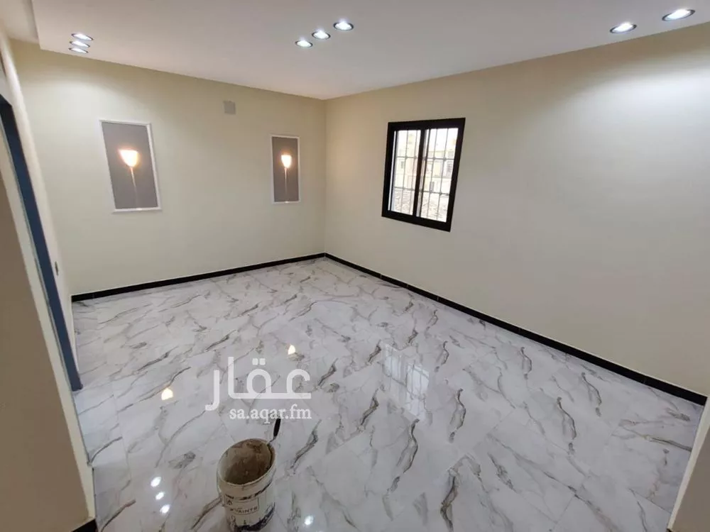 فيلا 5 غرف في بدر 6