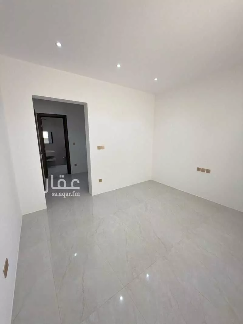 فيلا 10 غرف في الرمال 15