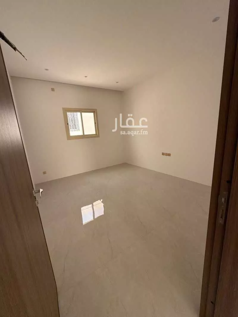 فيلا 10 غرف في الرمال 20