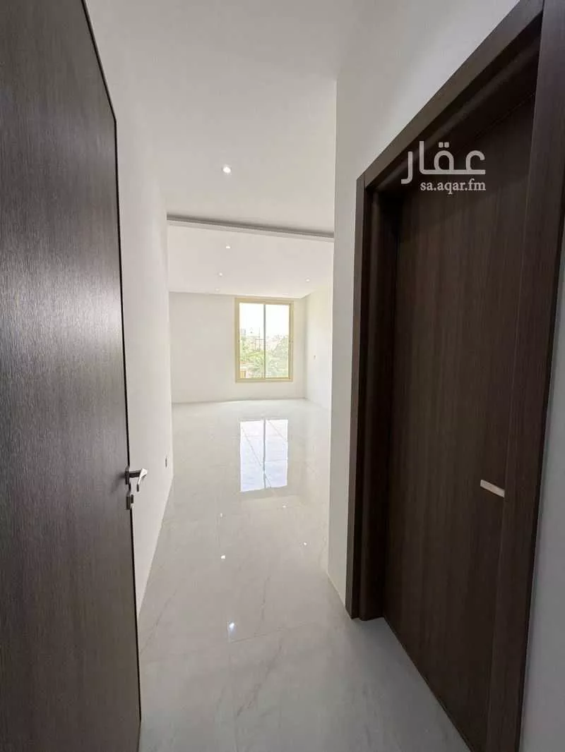 فيلا 10 غرف في الرمال 10