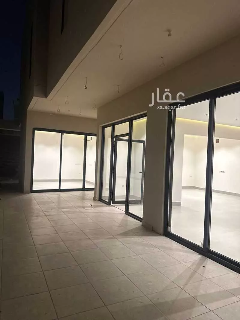 6 bedroom villa in Al Rabwa 19