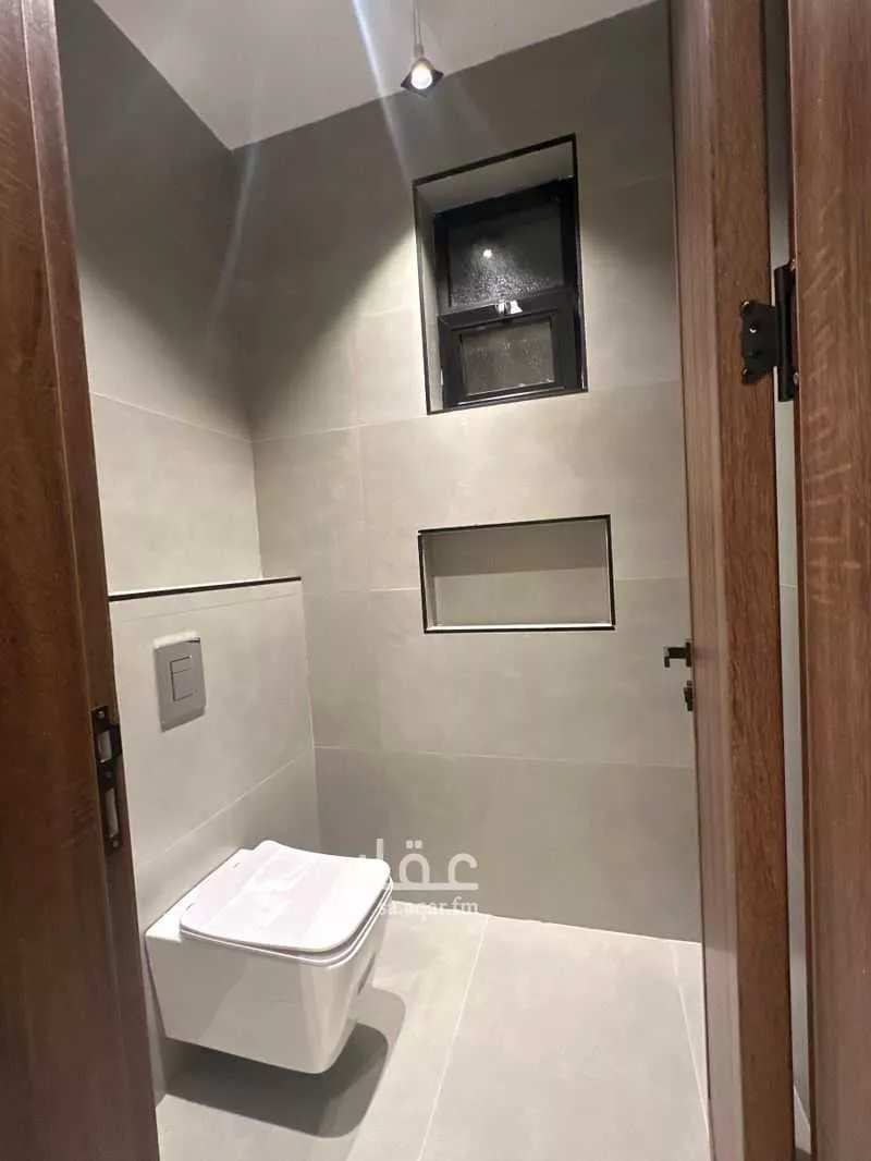 6 bedroom villa in Al Rabwa 4