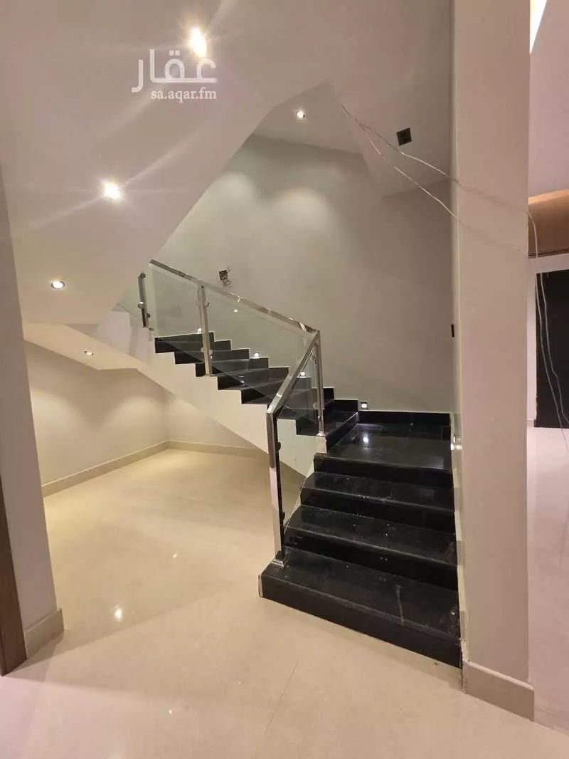 فيلا 5 غرف في ديراب 6