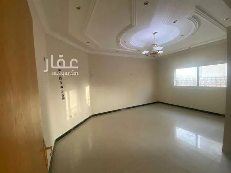 فيلا 5 غرف في المغرزات 28