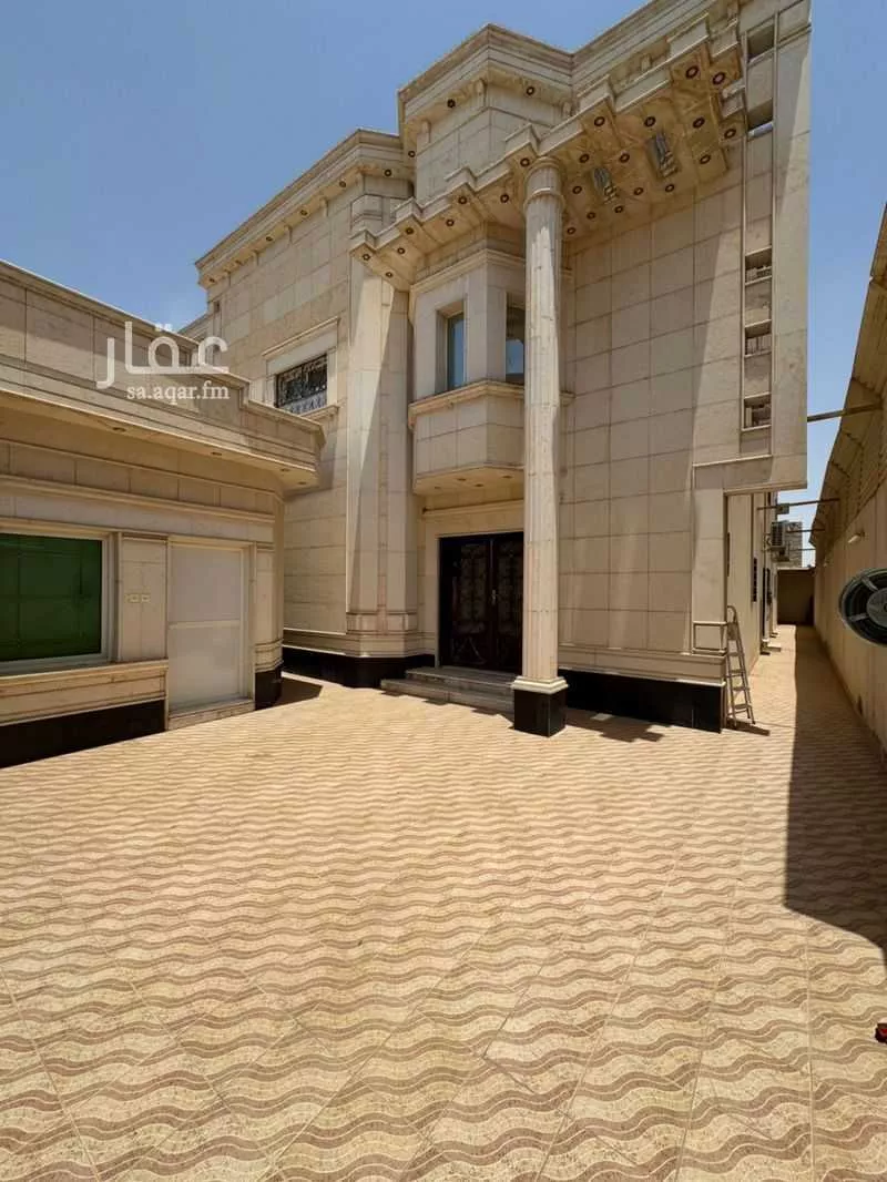 13 bedroom villa in Al Munsiyah 3