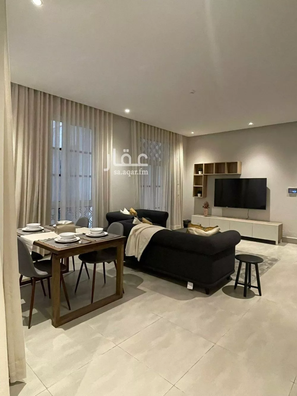 3 bedroom apartment in Al Malqa 4