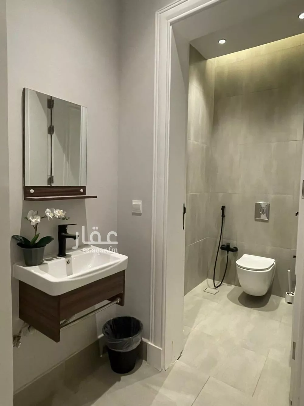 3 bedroom apartment in Al Malqa 7