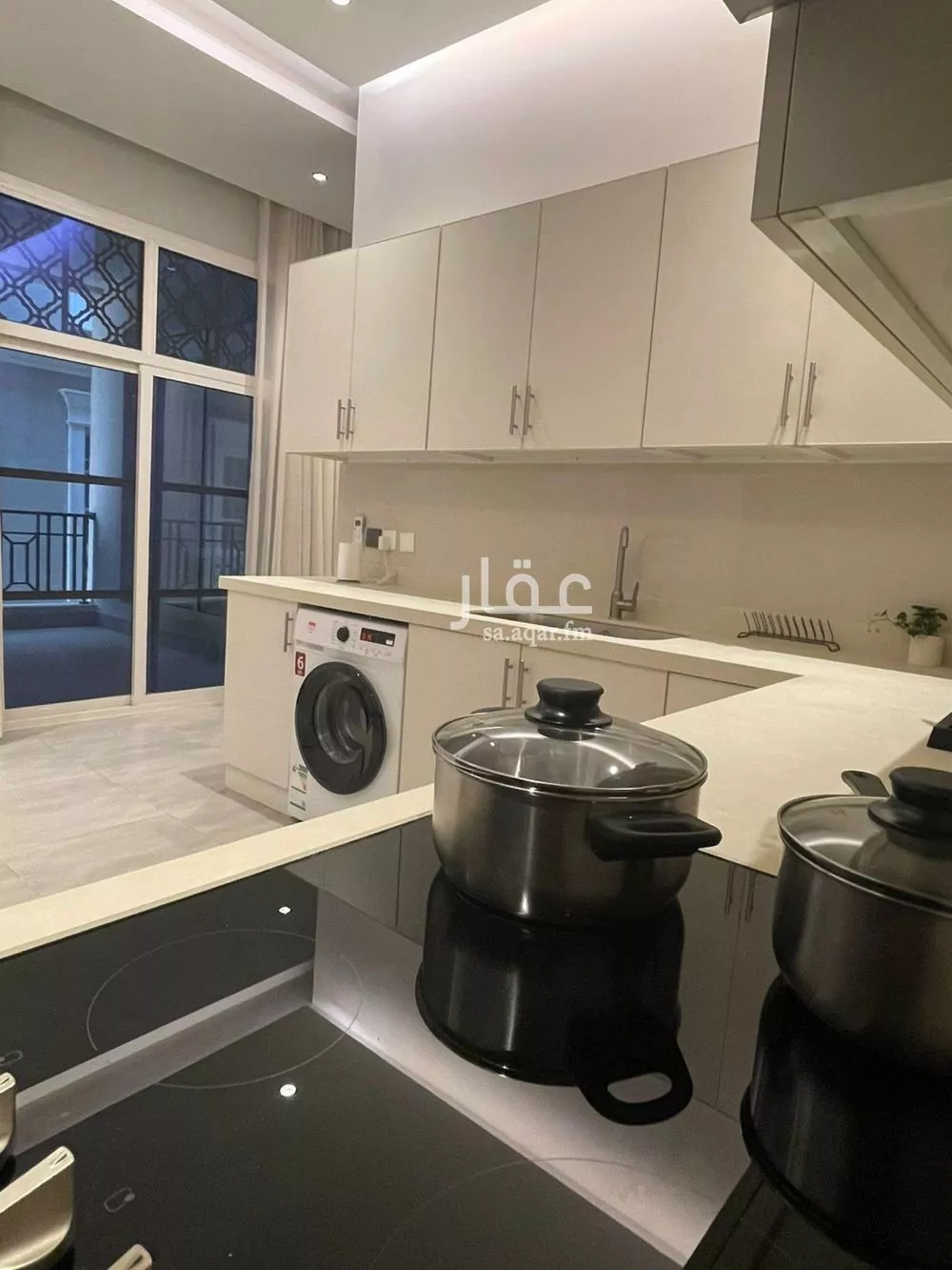 3 bedroom apartment in Al Malqa 8