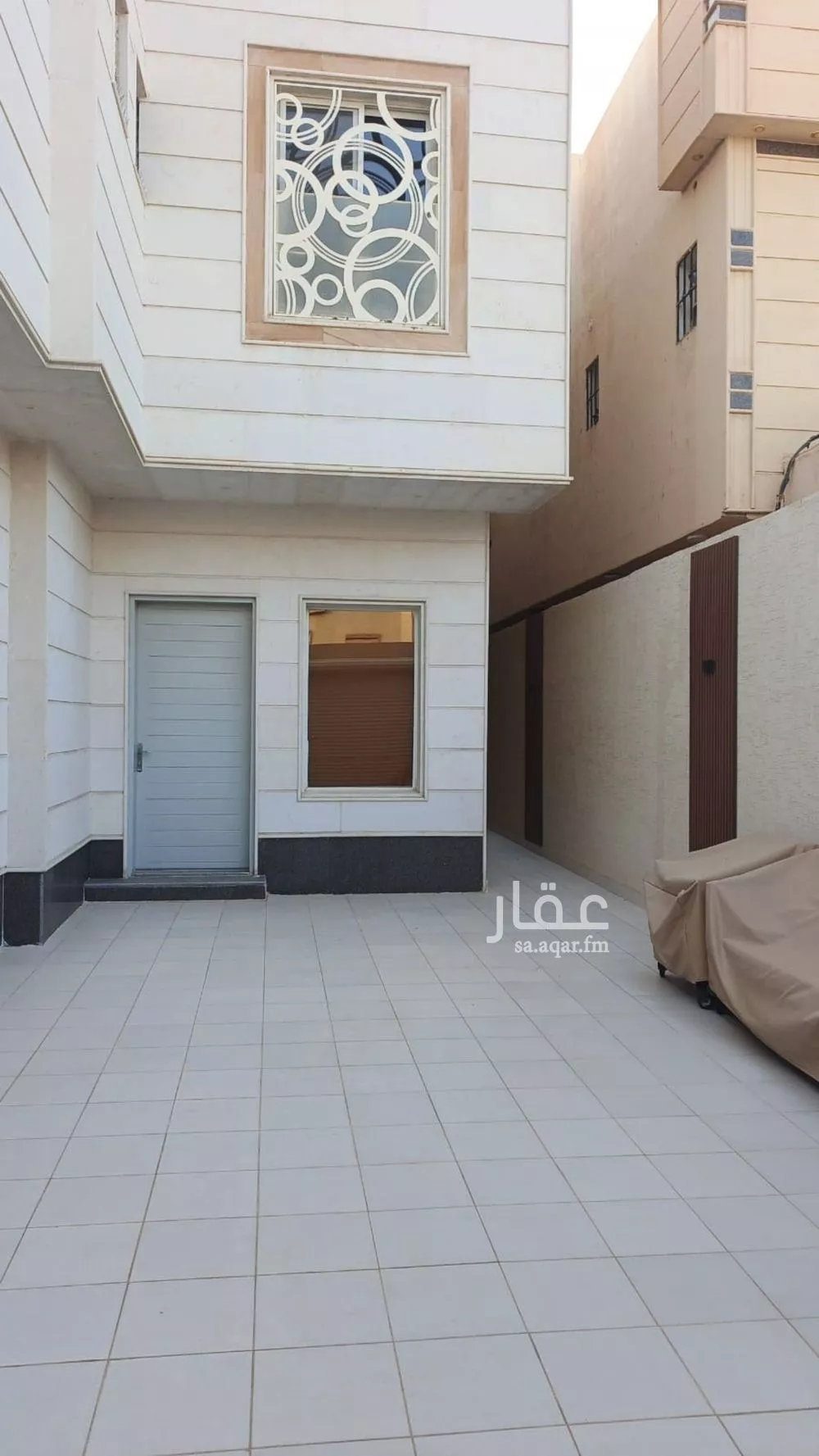 فيلا 8 غرف في الرمال 4