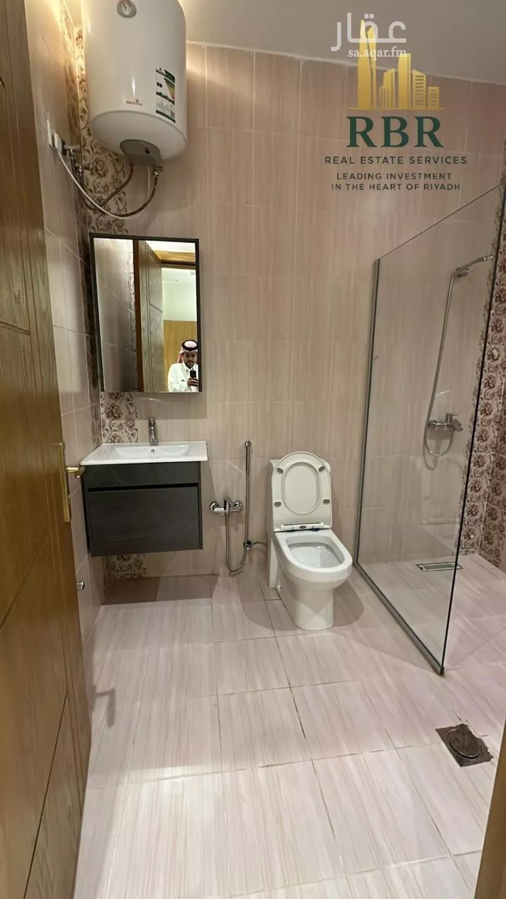 5 bedroom villa in Al Aridh 8