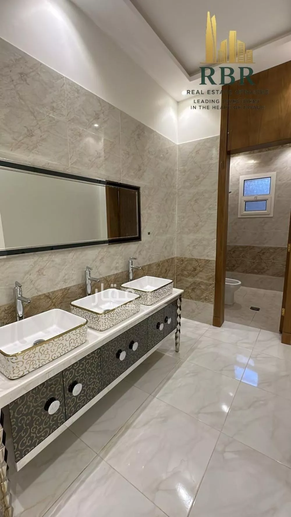 5 bedroom villa in Al Aridh 9