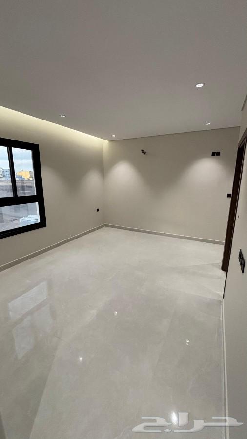 4 bedroom apartment in Al Aziziyah, Madinah 10