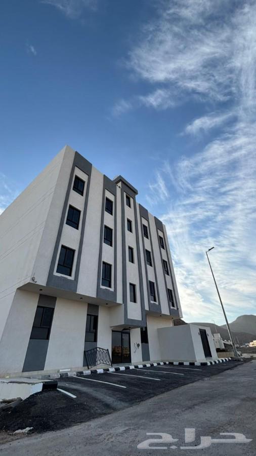 4 bedroom apartment in Al Aziziyah, Madinah 2