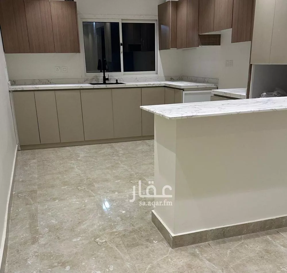12 bedroom villa in King Fahd 7