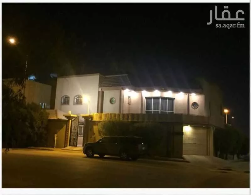 فيلا 7 غرف في الملك فيصل 4