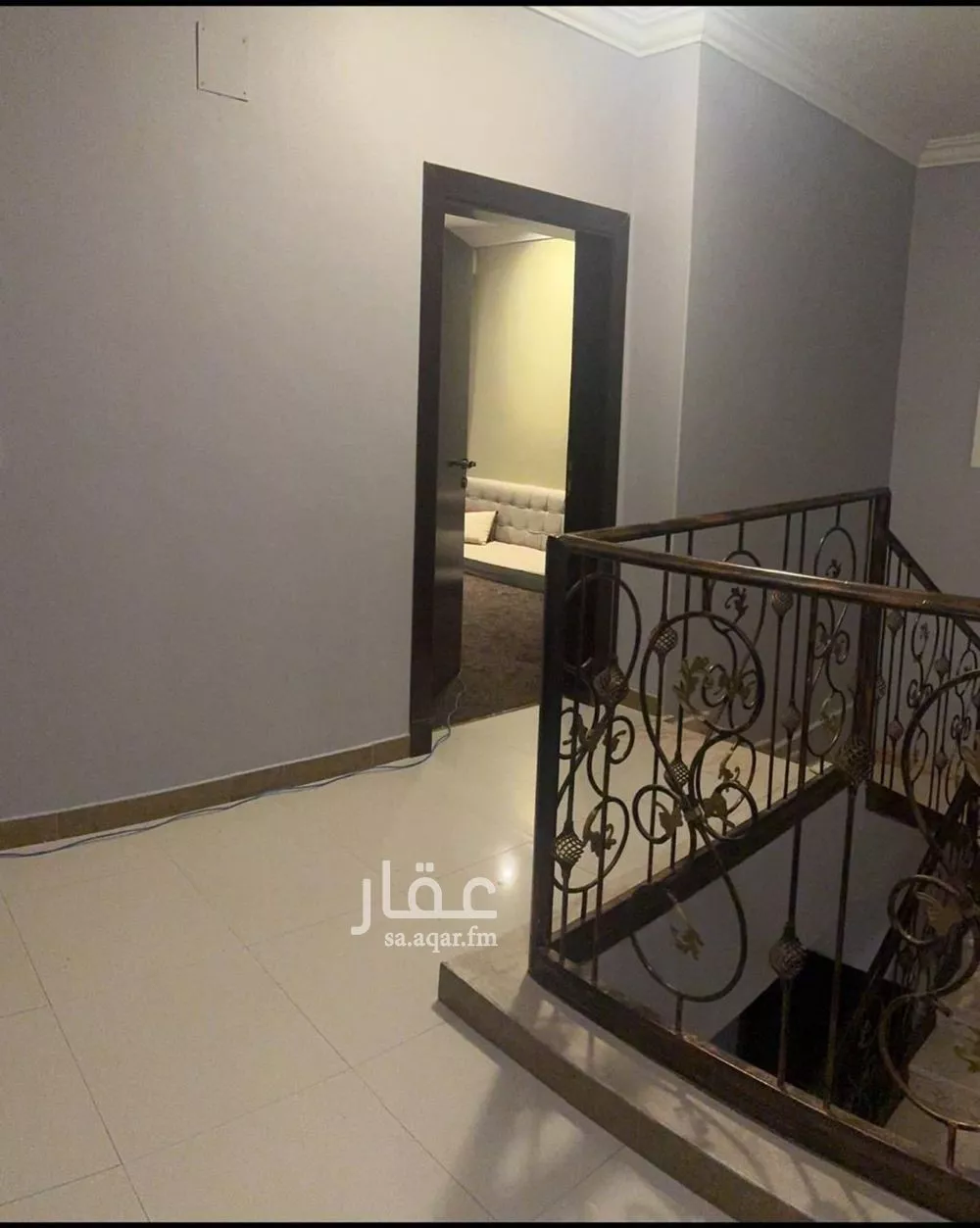 5 bedroom villa in Al Janadriyah 5