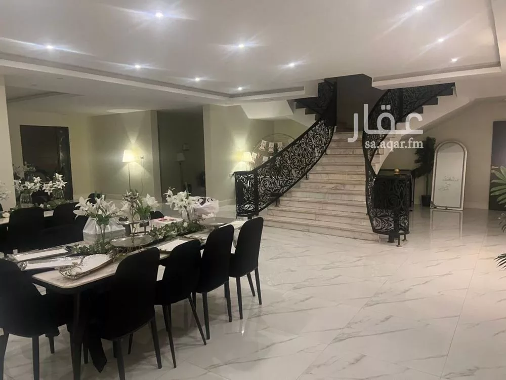 4 bedroom villa in Al Rawdah 11