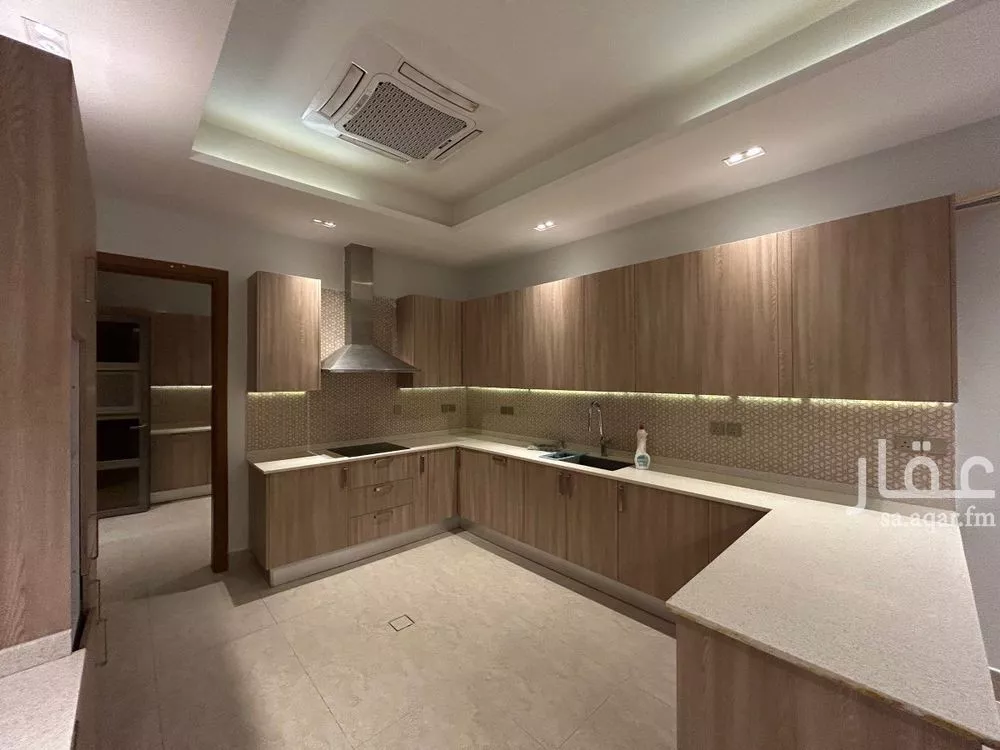 6 bedroom villa in Al Narjis 27