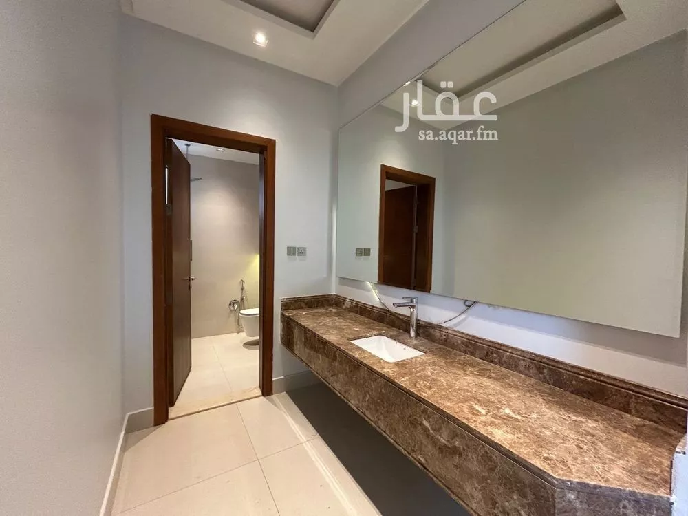 6 bedroom villa in Al Narjis 9