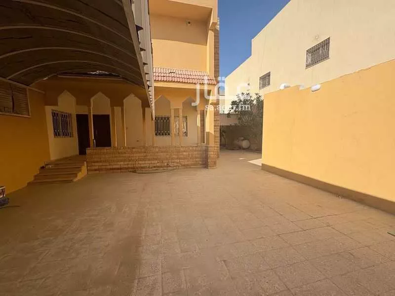 9 bedroom villa in Al Olaya 7