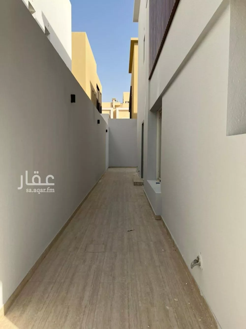 فيلا 6 غرف في النرجس 9