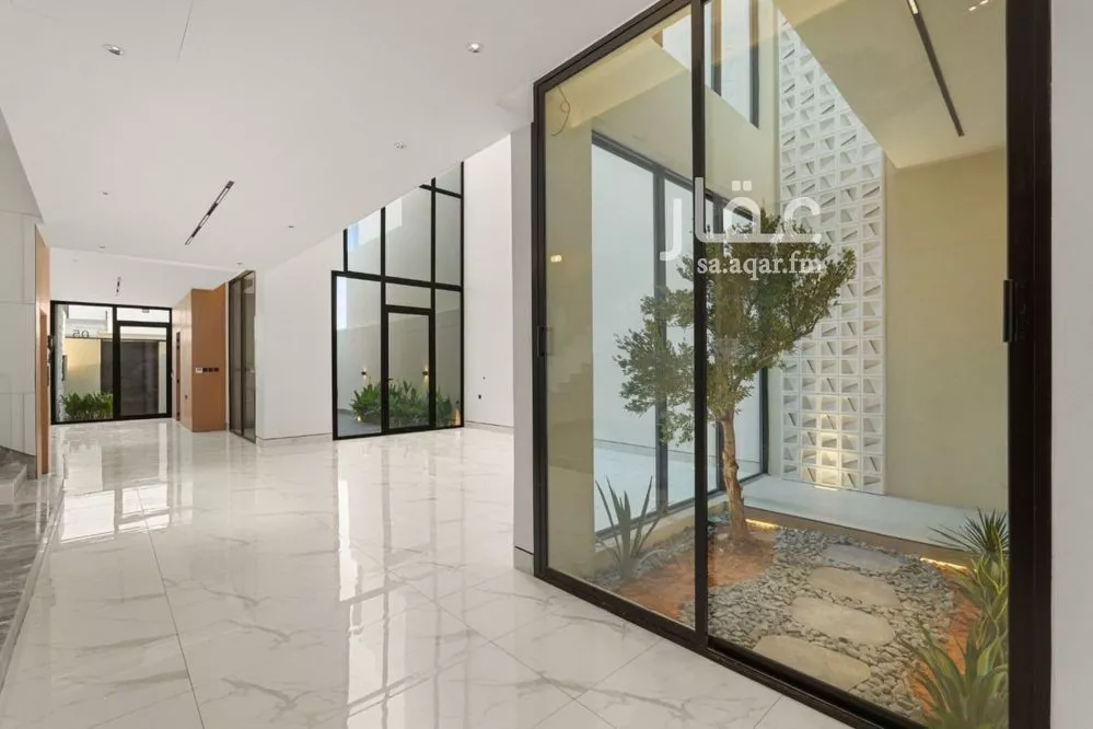 4 bedroom villa in Al Narjis 17