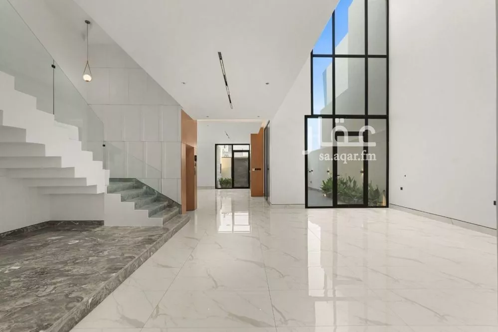 4 bedroom villa in Al Narjis 8