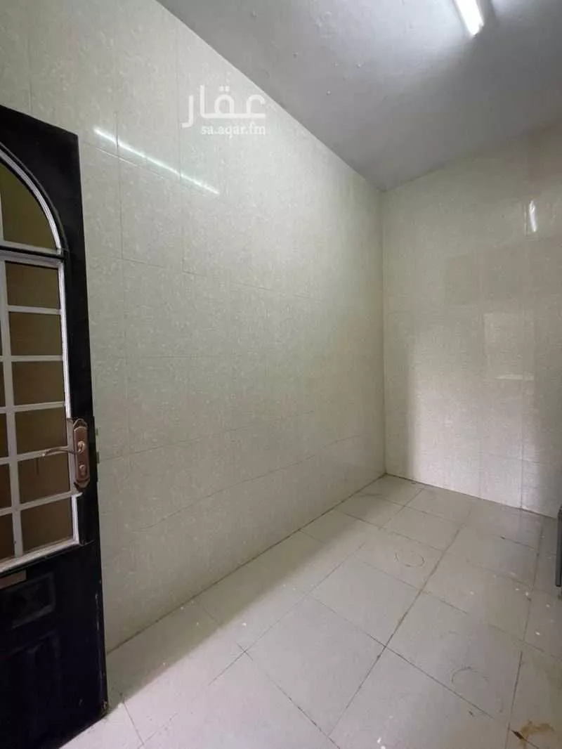 فيلا 11 غرف في حطين 11