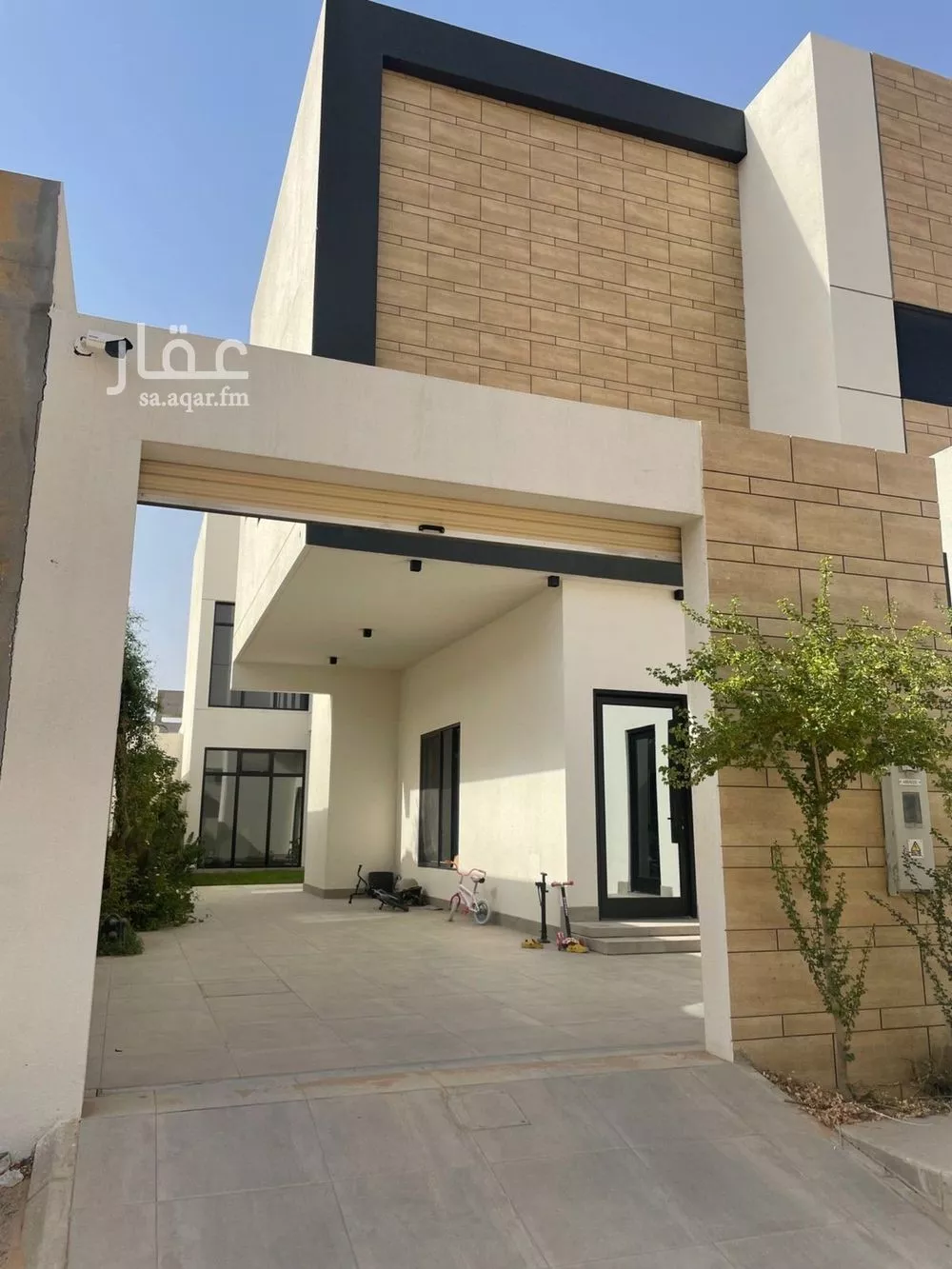 6 bedroom villa in Al Qairawan 3