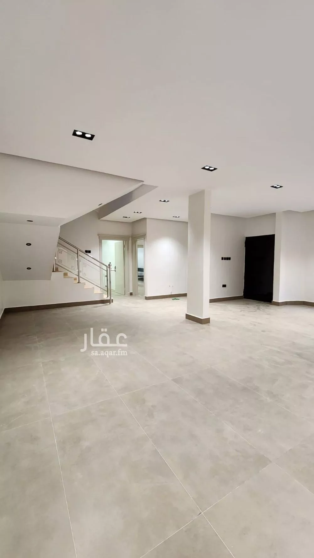 5 bedroom villa in Al Yasmin 3