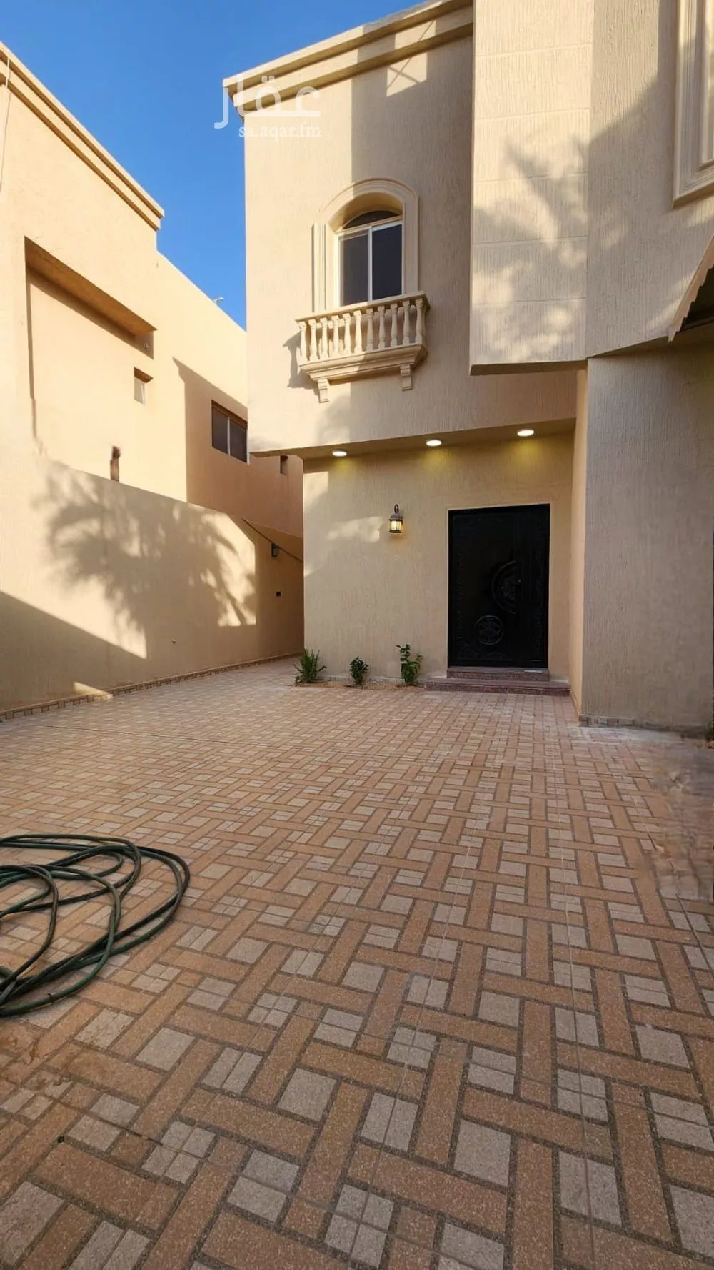 5 bedroom villa in Al Yasmin 7