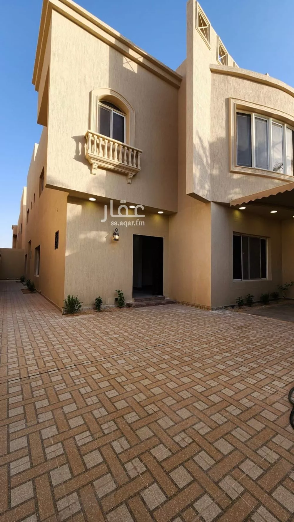 5 bedroom villa in Al Yasmin 8
