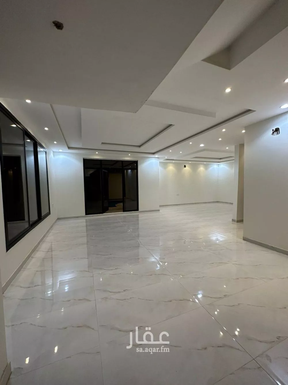 فيلا 4 غرف في الرمال 4