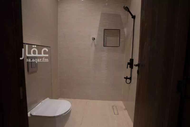 فيلا 5 غرف في ديراب 13