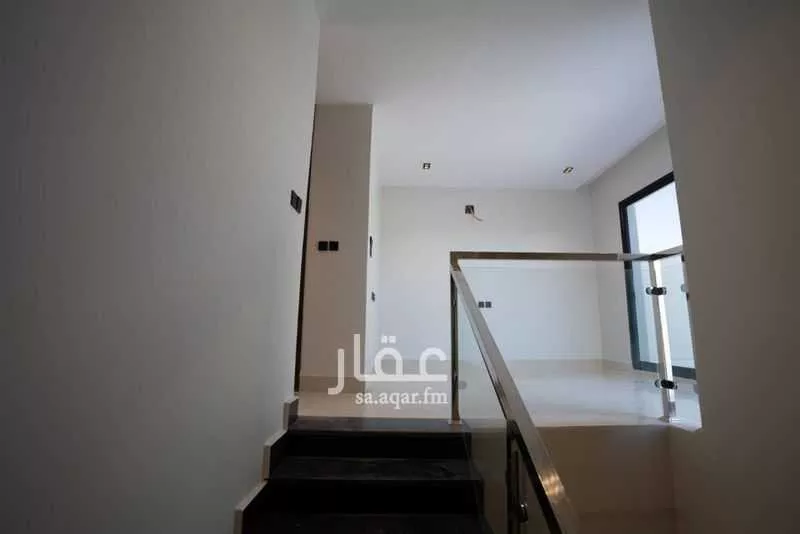 فيلا 5 غرف في ديراب 28