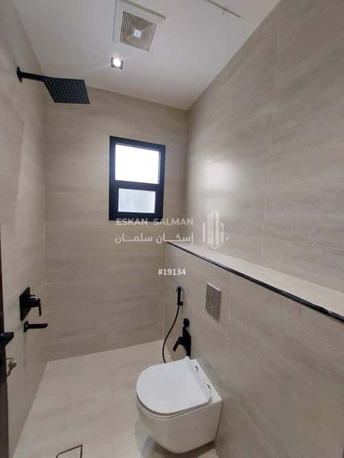 5 bedroom floor in Al Maizilah 8