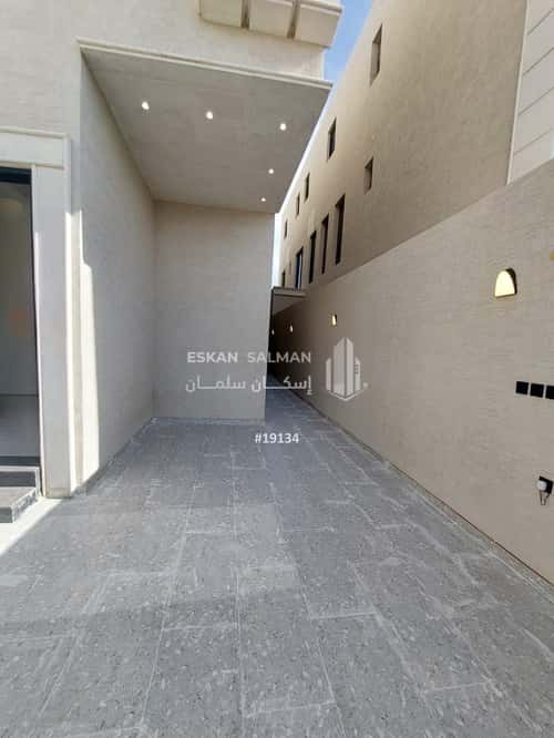 5 bedroom floor in Al Maizilah 10