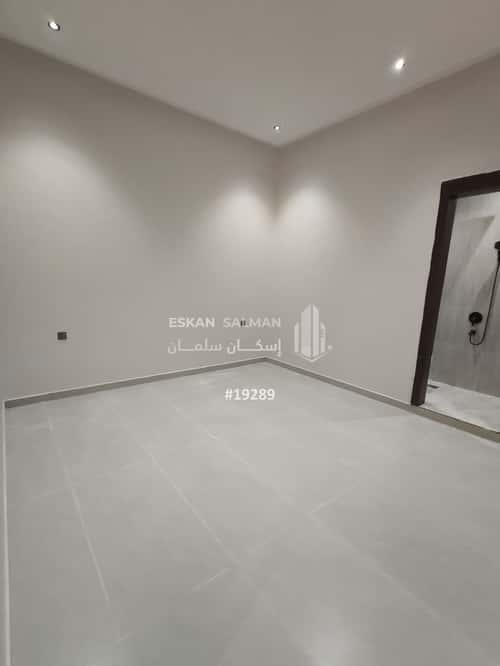 5 bedroom floor in Al Janadriyah 4