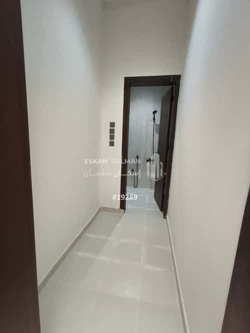 5 bedroom floor in Al Janadriyah 7