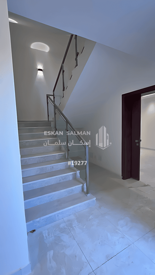 7 bedroom villa in Al Janadriyah 5