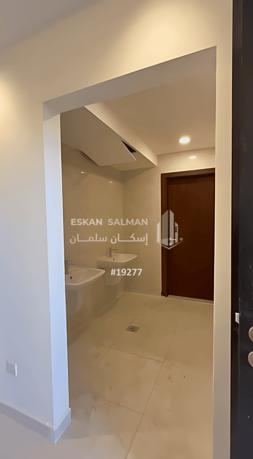 7 bedroom villa in Al Janadriyah 9