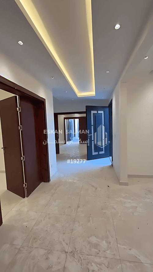 7 bedroom villa in Al Janadriyah 10