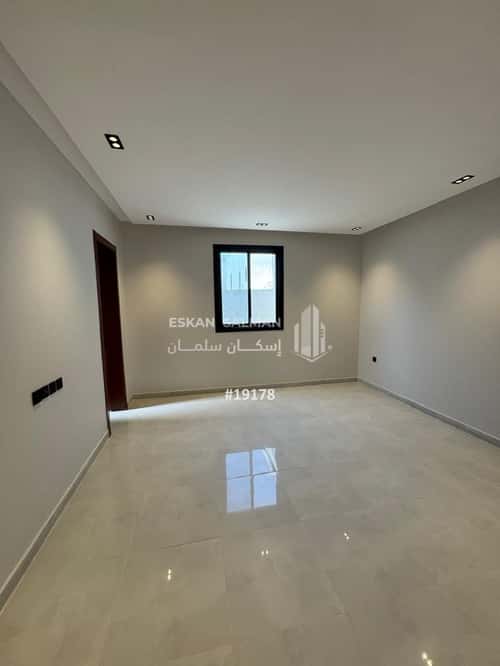 5 bedroom apartment in Al Janadriyah 6