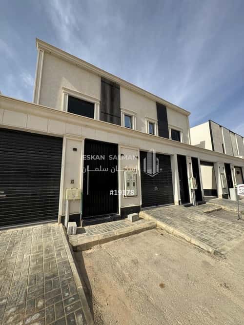 5 bedroom apartment in Al Janadriyah 3