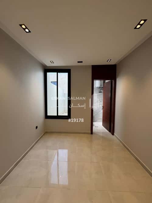 5 bedroom apartment in Al Janadriyah 7