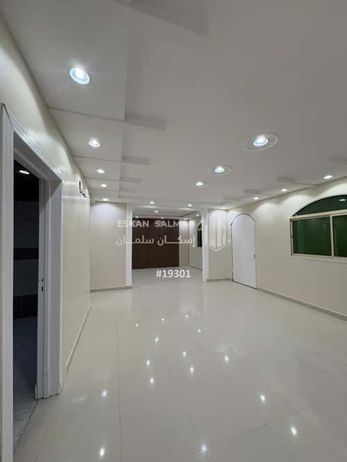 19 bedroom villa in Al Yarmouk 12