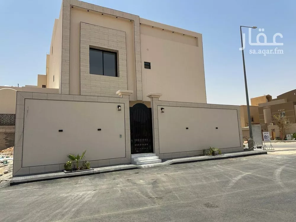 7 bedroom villa in Al Hazm 3