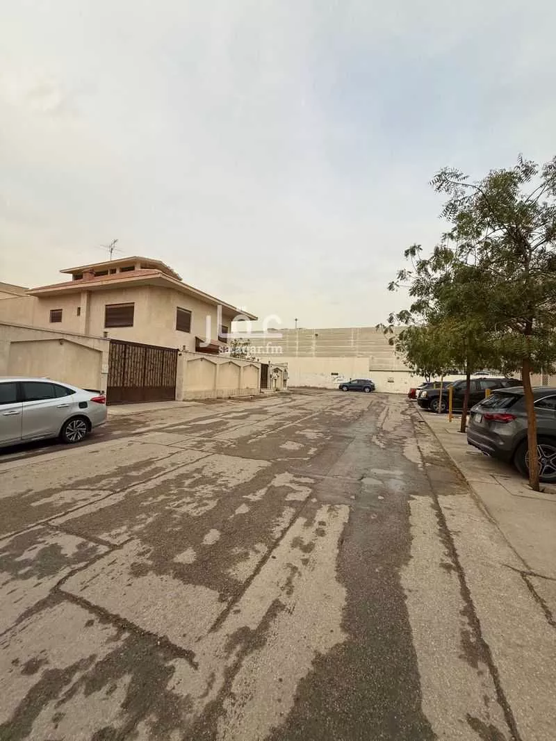 5 bedroom villa in Al Maseef 3