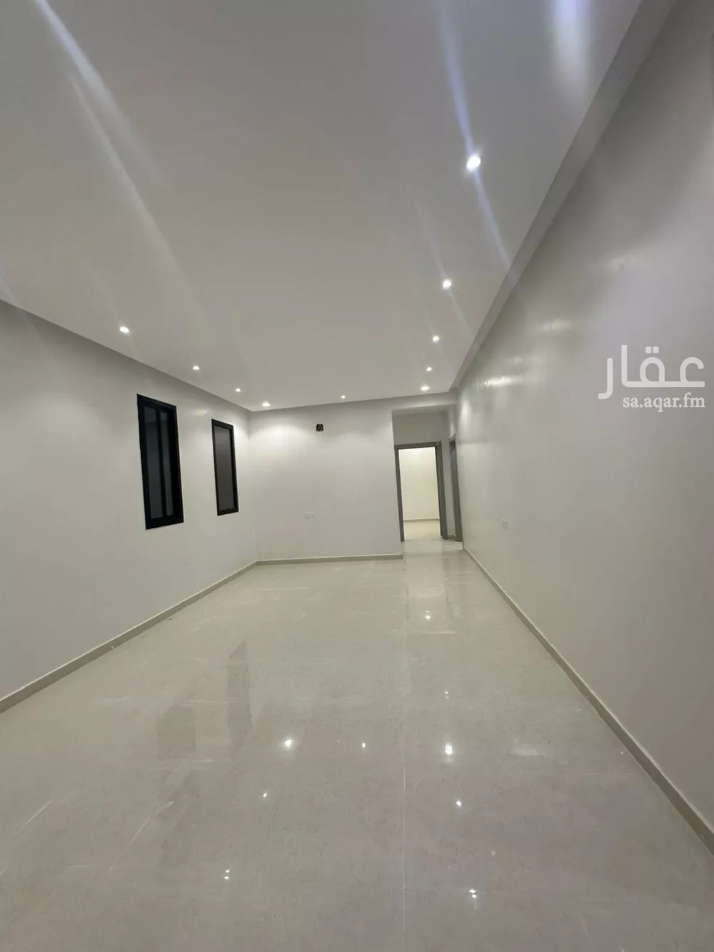 فيلا 5 غرف في الشرق 21