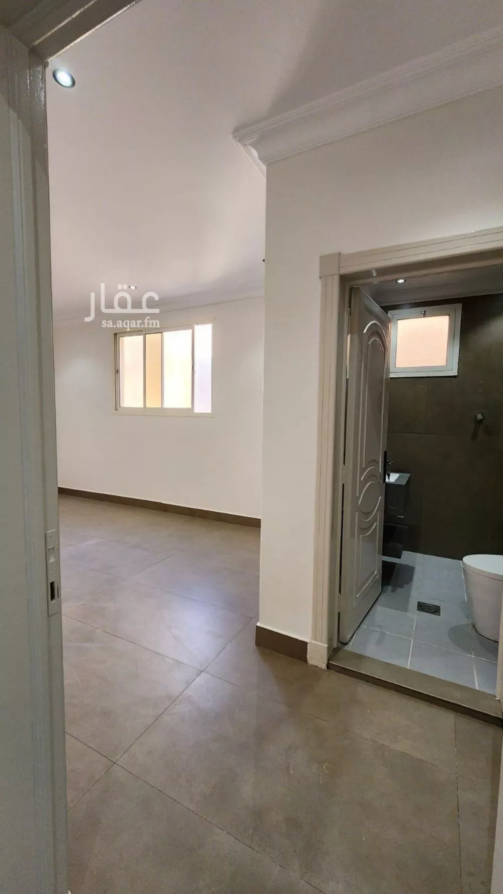 فيلا 5 غرف في الياسمين 10